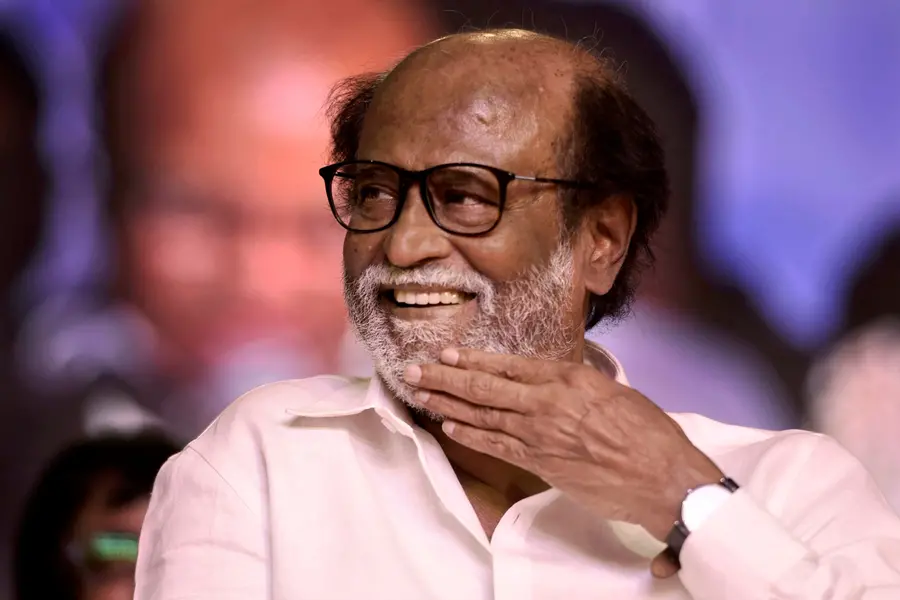 ഏറ്റവും ഇഷ്ടം കണ്ടക്ടർ ജോലി തന്നെ, കാക്കി യൂണിഫോം കാണുമ്പോൾ സന്തോഷം തോന്നും : – മനസ് തുറന്ന് രജനീകാന്ത്